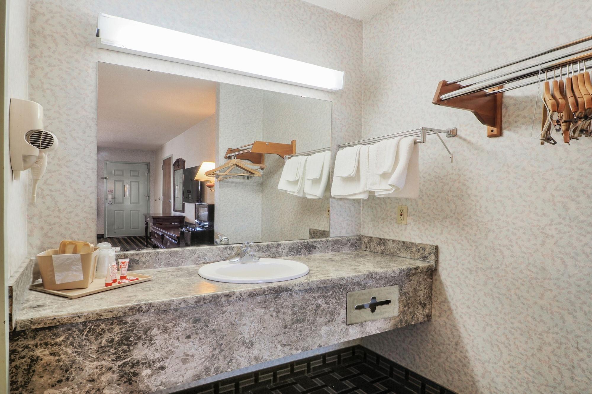 Lonestar Inn & Suites, Erick Ok Hwy 40 By Oyo Eksteriør billede